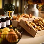 Hotel Ibis La Ferme Aux Vins 3*