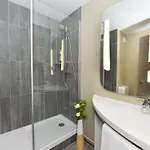 Ibis La Ferme Aux Vins 3* ביון