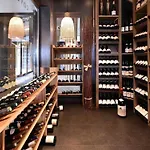 Ibis La Ferme Aux Vins Hotell 3*