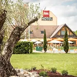 Ibis La Ferme Aux Vins