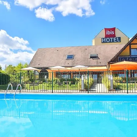 Ibis La Ferme Aux Vins Готель