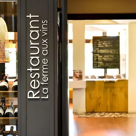 Готель Ibis La Ferme Aux Vins