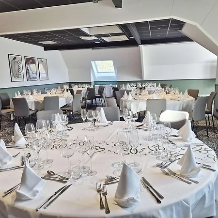 Готель Ibis La Ferme Aux Vins Бон