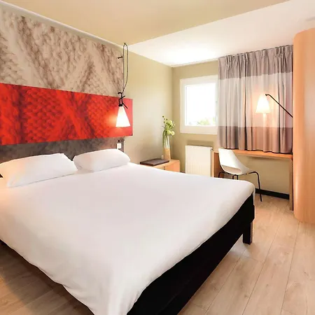 Ibis La Ferme Aux Vins