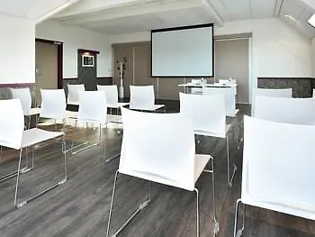 Ibis La Ferme Aux Vins 3*