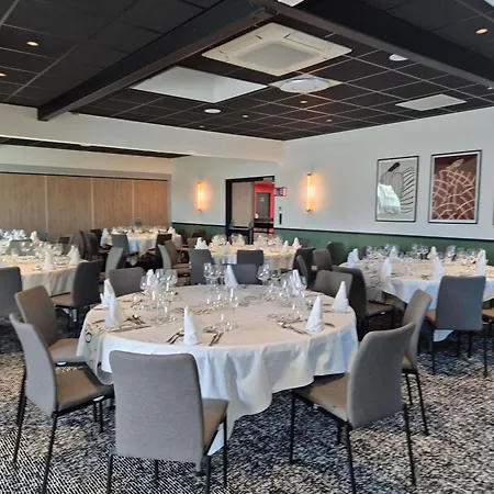 Ibis La Ferme Aux Vins 3*