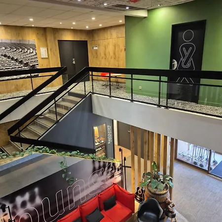 Ibis La Ferme Aux Vins 3* Beaune (Cote d'Or)