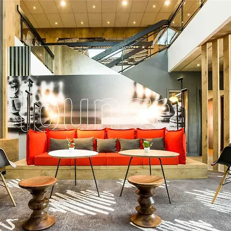 Ibis La Ferme Aux Vins Hotell 3*