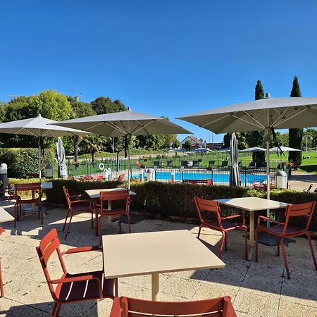 イビス ラ フェルメ オー ヴァン ホテル ボーヌ