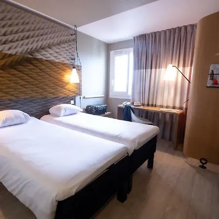 Ibis La Ferme Aux Vins 3* Beaune (Cote d'Or)