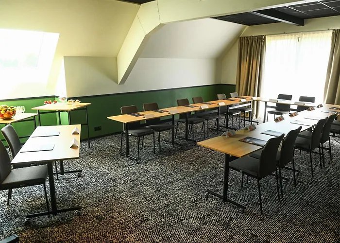 Otel Ibis La Ferme Aux Vins