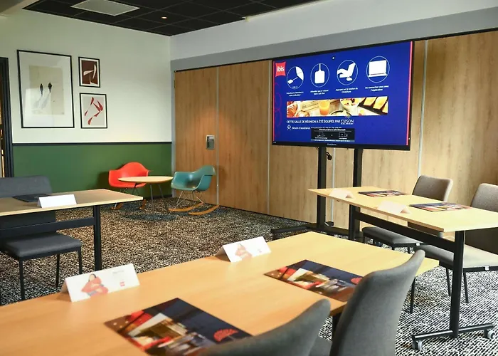 Ibis La Ferme Aux Vins 3* Beaune (Cote d'Or)