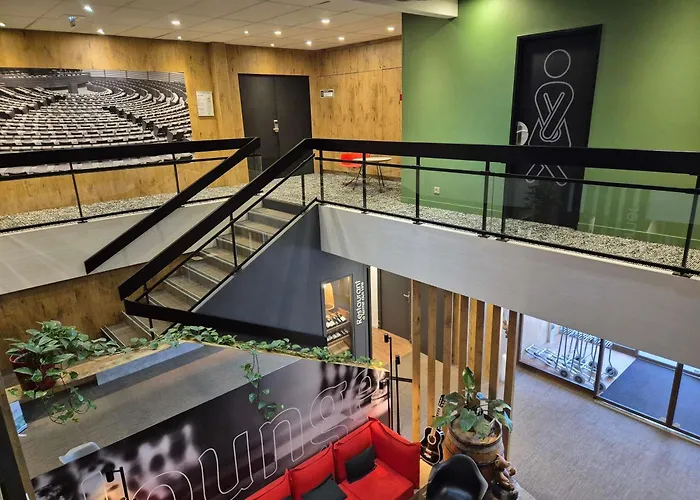 Ibis La Ferme Aux Vins Hotel 3*