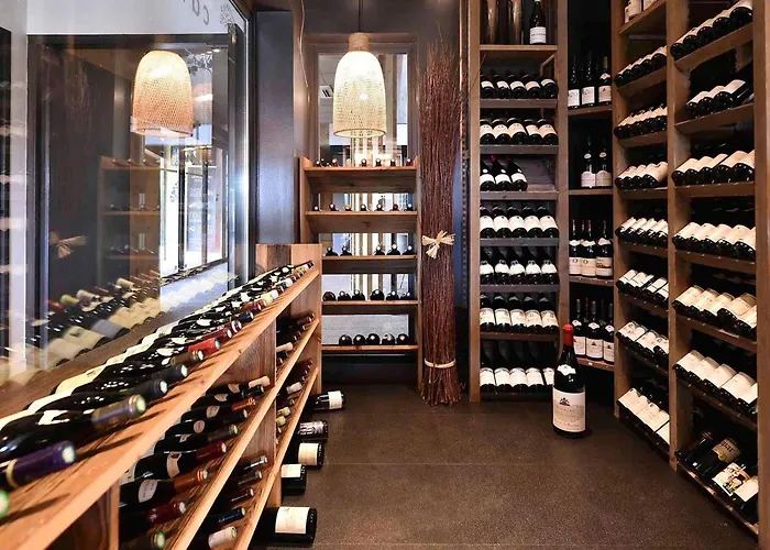 Ibis La Ferme Aux Vins Hotel