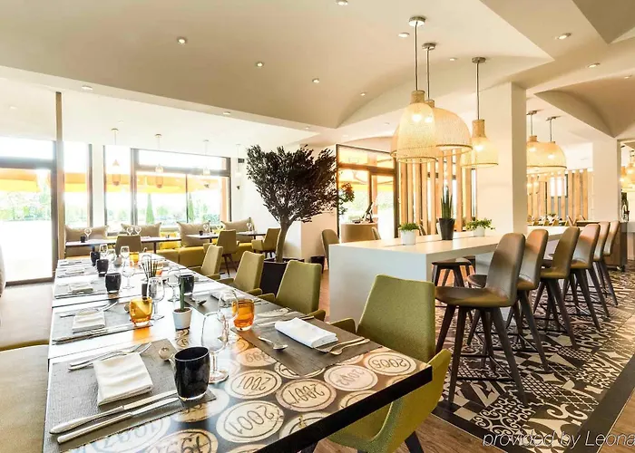 イビス ラ フェルメ オー ヴァン ホテル ボーヌ