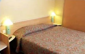 Ibis La Ferme Aux Vins Hotel