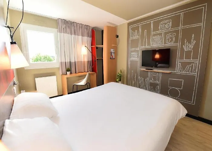 Ibis La Ferme Aux Vins 3* Beaune (Cote d'Or)